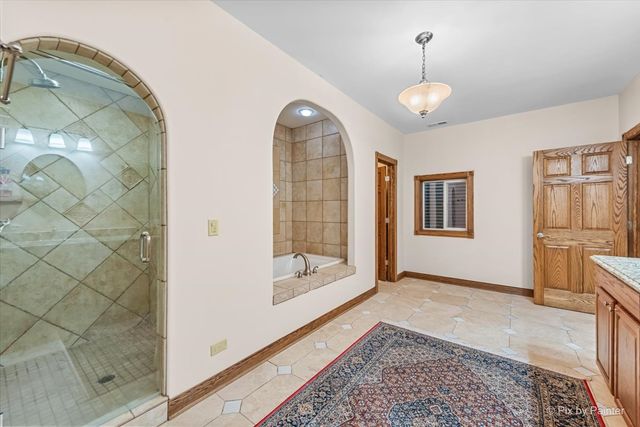 10018 Haegers Bend Road, Barrington Hills, IL 60102