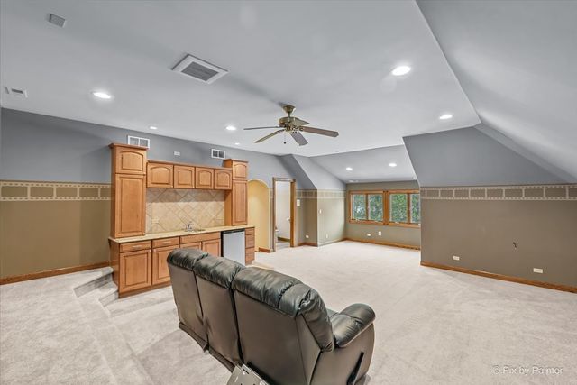 10018 Haegers Bend Road, Barrington Hills, IL 60102
