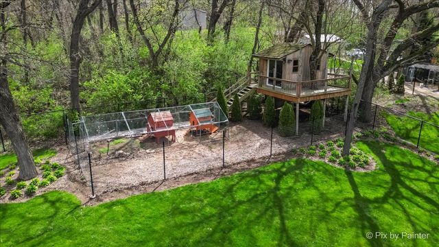10018 Haegers Bend Road, Barrington Hills, IL 60102