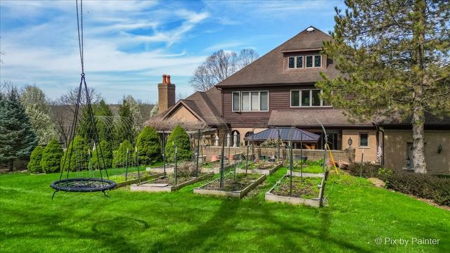 10018 Haegers Bend Road, Barrington Hills, IL 60102