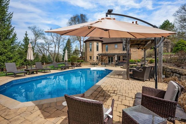 10018 Haegers Bend Road, Barrington Hills, IL 60102