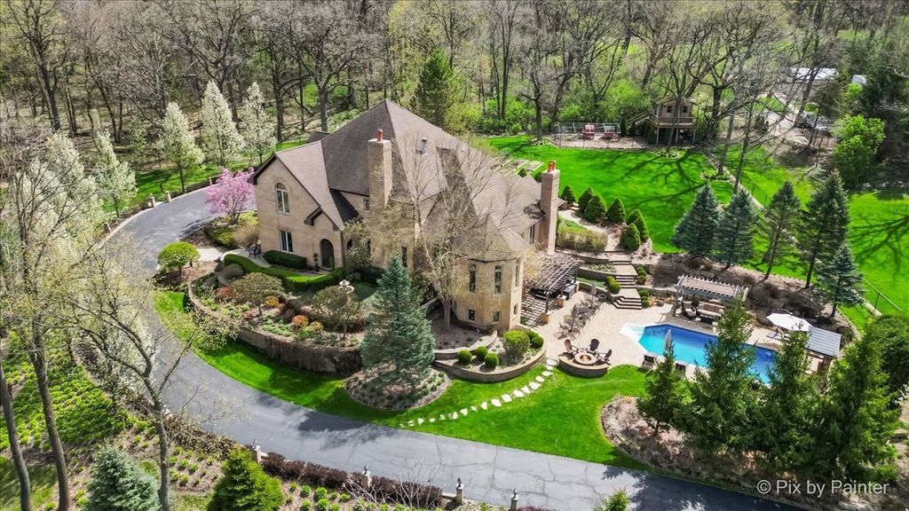 10018 Haegers Bend Road, Barrington Hills, IL 60102