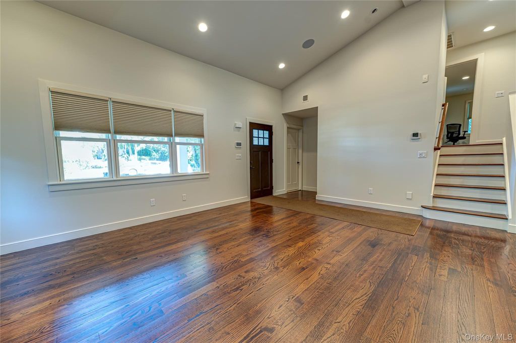 40 Edgar Court, Huntington, NY 11743 — photo 4