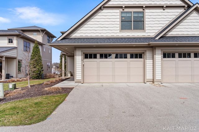543 Macatawa Avenue, Holland City, MI 49423