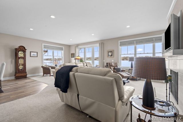 543 Macatawa Avenue, Holland City, MI 49423