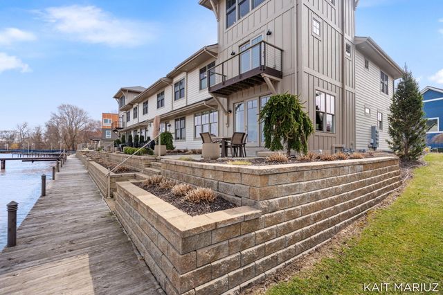 543 Macatawa Avenue, Holland City, MI 49423