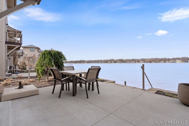 543 Macatawa Avenue, Holland City, MI 49423