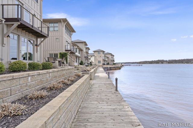 543 Macatawa Avenue, Holland City, MI 49423