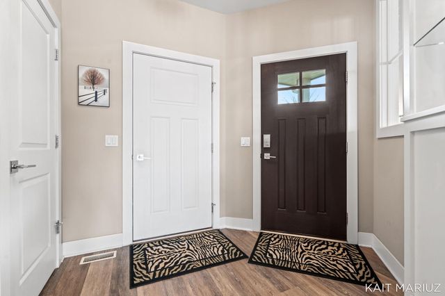 543 Macatawa Avenue, Holland City, MI 49423