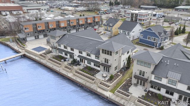 543 Macatawa Avenue, Holland City, MI 49423