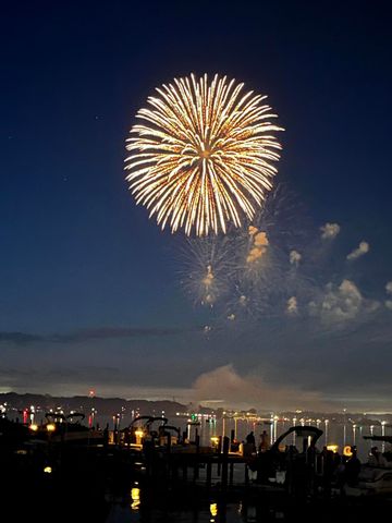 543 Macatawa Avenue, Holland City, MI 49423