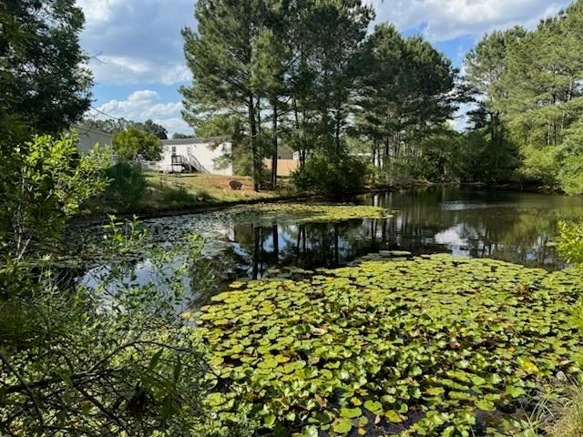 3950 Mayfield Dr., Conway, SC 29526