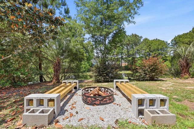 3950 Mayfield Dr., Conway, SC 29526