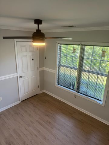 3950 Mayfield Dr., Conway, SC 29526