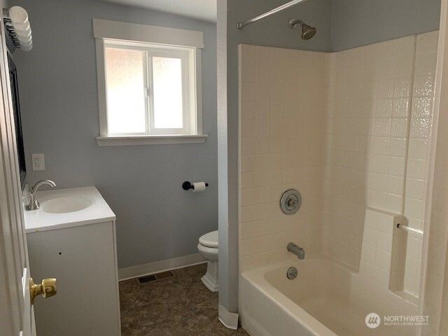 934 Cascade Avenue, Shelton, WA 98584