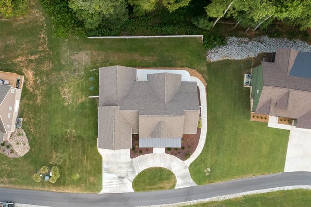 61 Joy Cir, Winchester, TN 37398