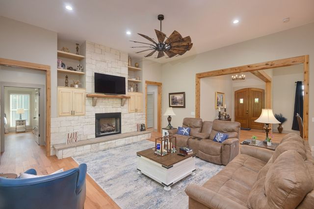 61 Joy Cir, Winchester, TN 37398