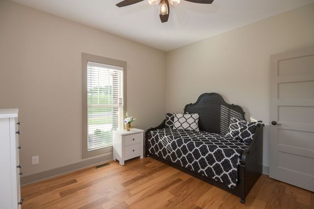 61 Joy Cir, Winchester, TN 37398