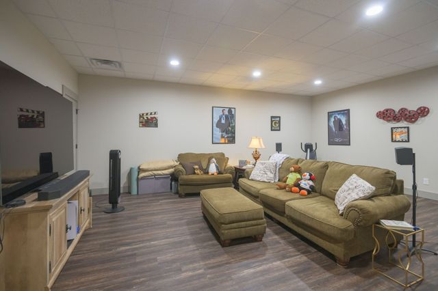 61 Joy Cir, Winchester, TN 37398