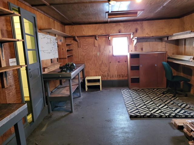 3518 S Valley Avenue, Marion, IN 46953