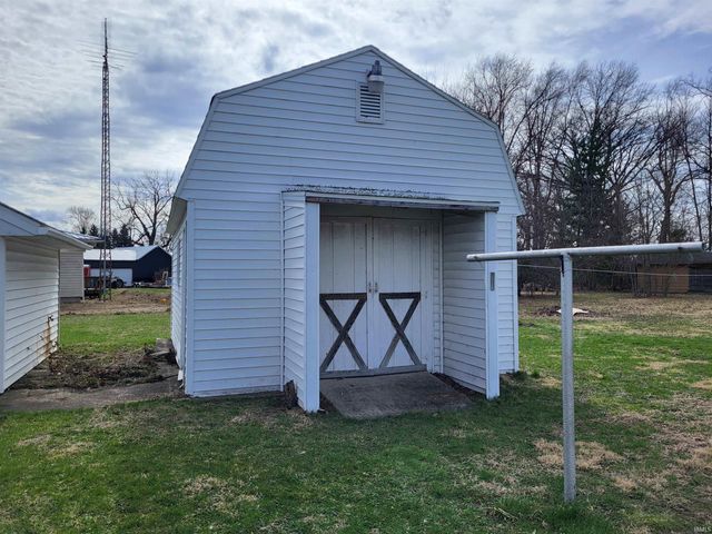 3518 S Valley Avenue, Marion, IN 46953