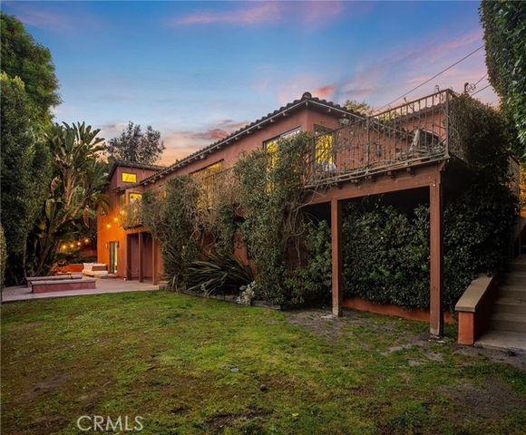 3310 Bennett Drive, Los Angeles, CA 90068