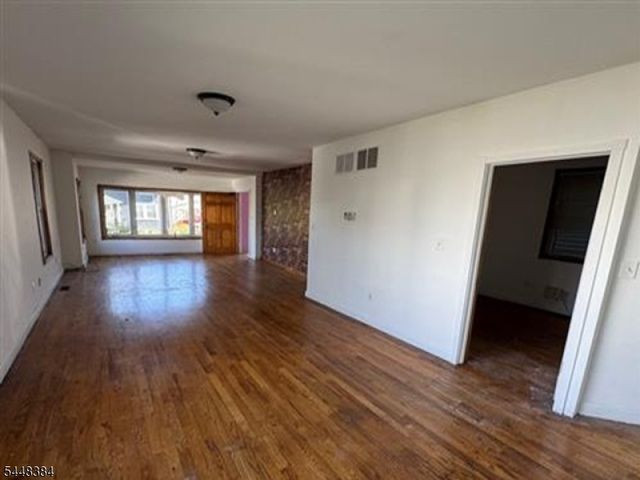 10 Olive St, Bloomfield Twp., NJ 07003
