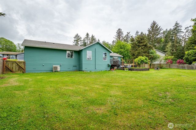 1974 Fiver Place, Oak Harbor, WA 98277