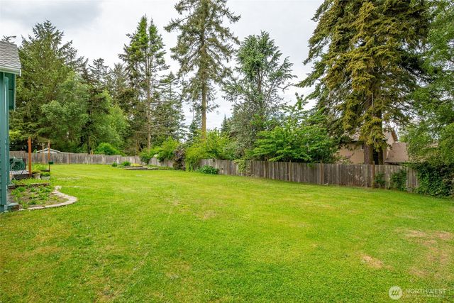 1974 Fiver Place, Oak Harbor, WA 98277