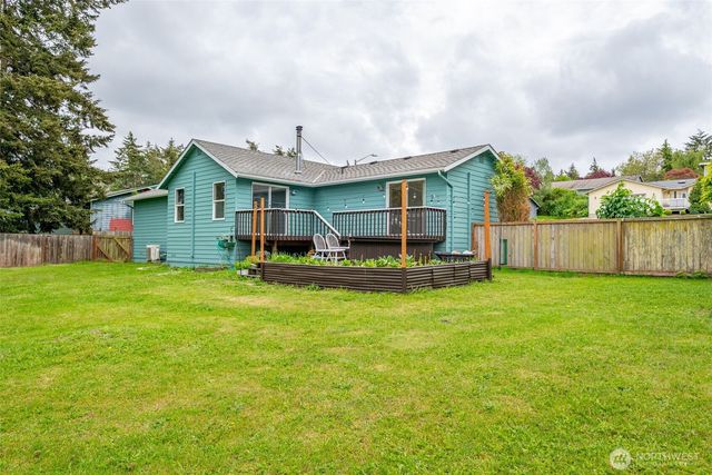 1974 Fiver Place, Oak Harbor, WA 98277