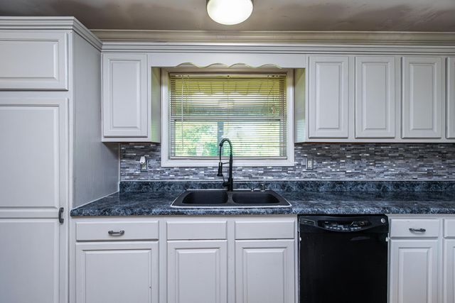 36 Manuel Road, Stanford, KY 40484
