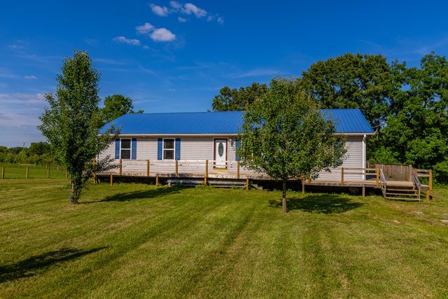 36 Manuel Road, Stanford, KY 40484