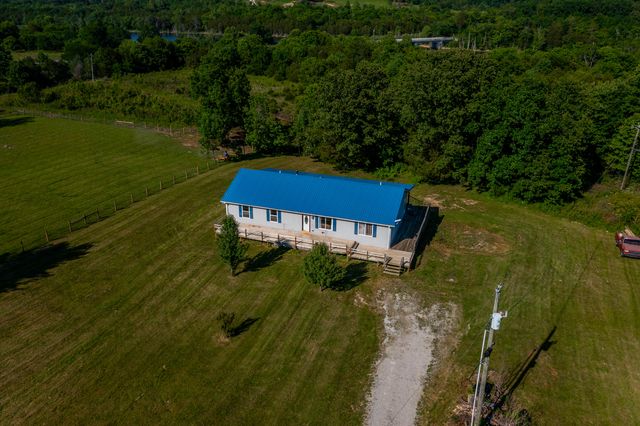 36 Manuel Road, Stanford, KY 40484