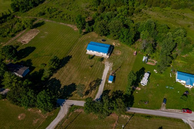 36 Manuel Road, Stanford, KY 40484