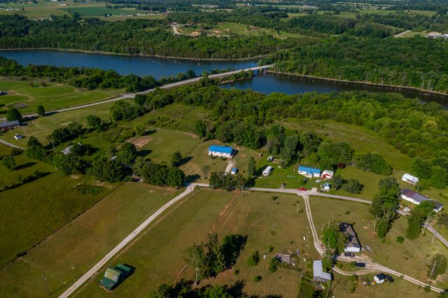 36 Manuel Road, Stanford, KY 40484
