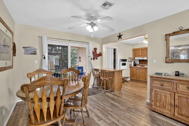 220 NW 48th Street, Oakland Park, FL 33309