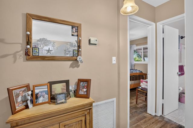 220 NW 48th Street, Oakland Park, FL 33309