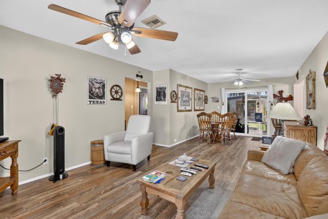 220 NW 48th Street, Oakland Park, FL 33309