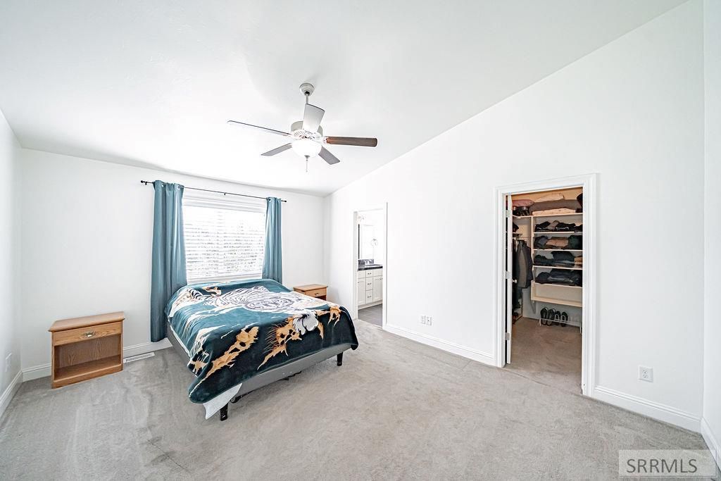 Image 26 of property listing at 5082 E Nelson Drive, Iona, ID 83427