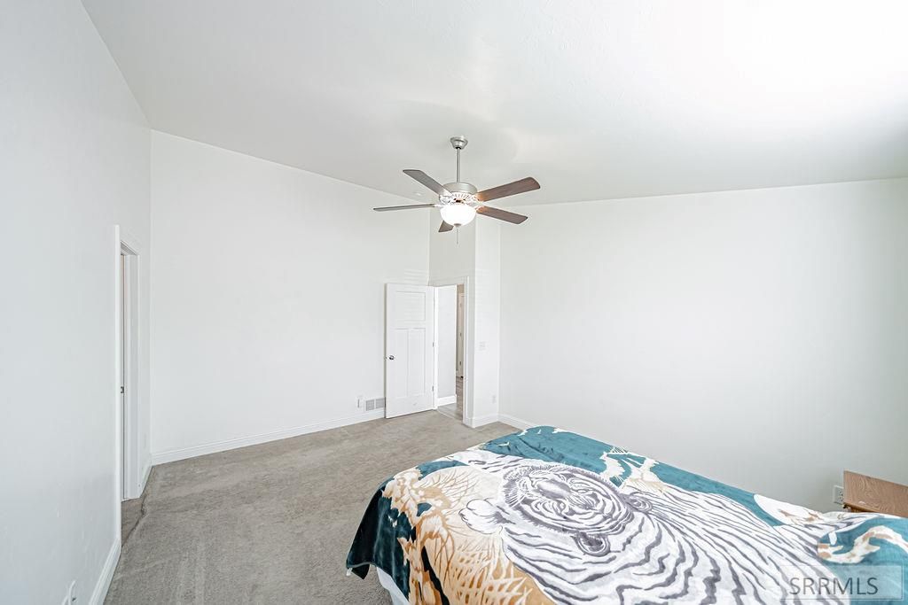 Image 30 of property listing at 5082 E Nelson Drive, Iona, ID 83427