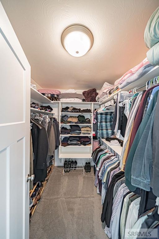 Image 31 of property listing at 5082 E Nelson Drive, Iona, ID 83427