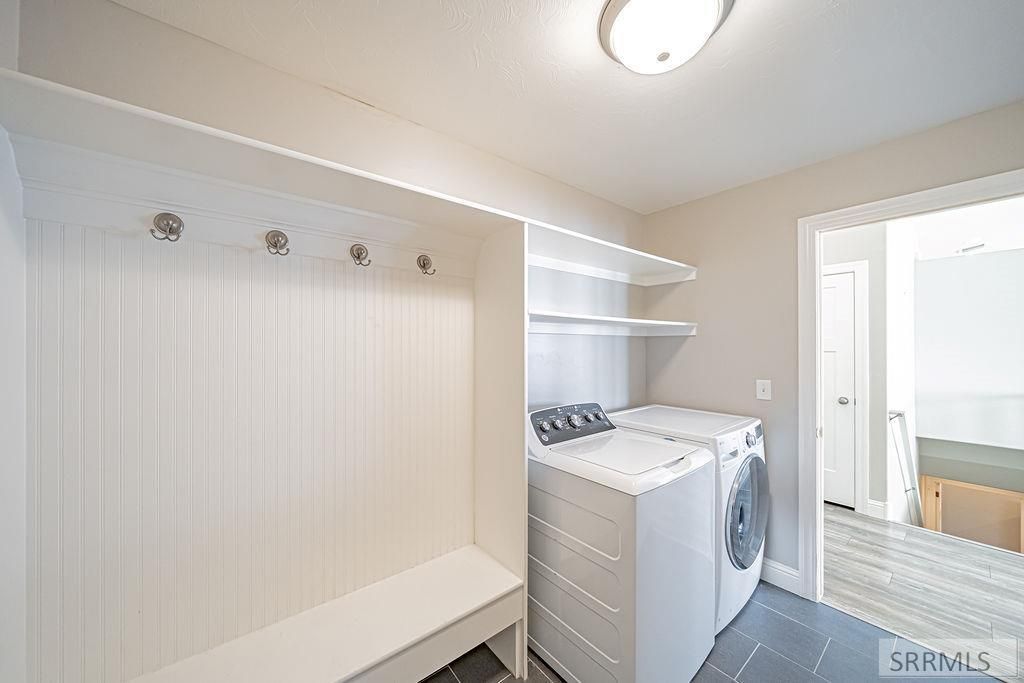 Image 39 of property listing at 5082 E Nelson Drive, Iona, ID 83427