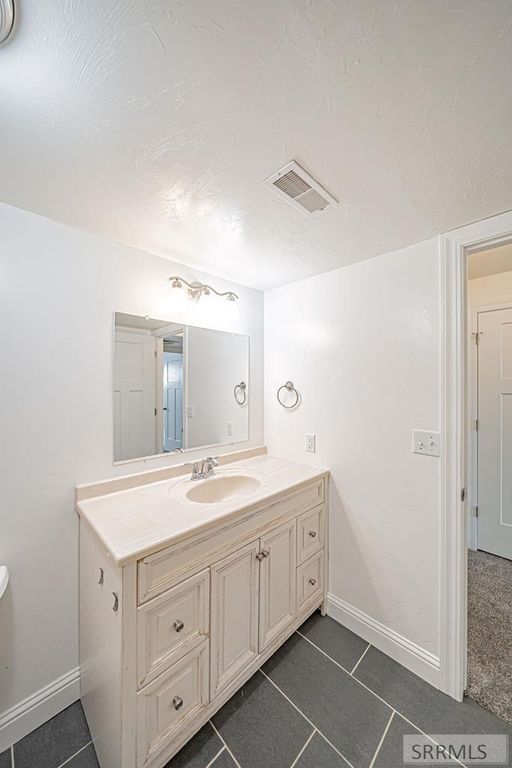 Image 59 of property listing at 5082 E Nelson Drive, Iona, ID 83427