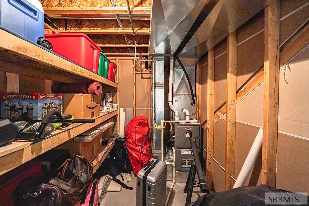 Image 65 of property listing at 5082 E Nelson Drive, Iona, ID 83427