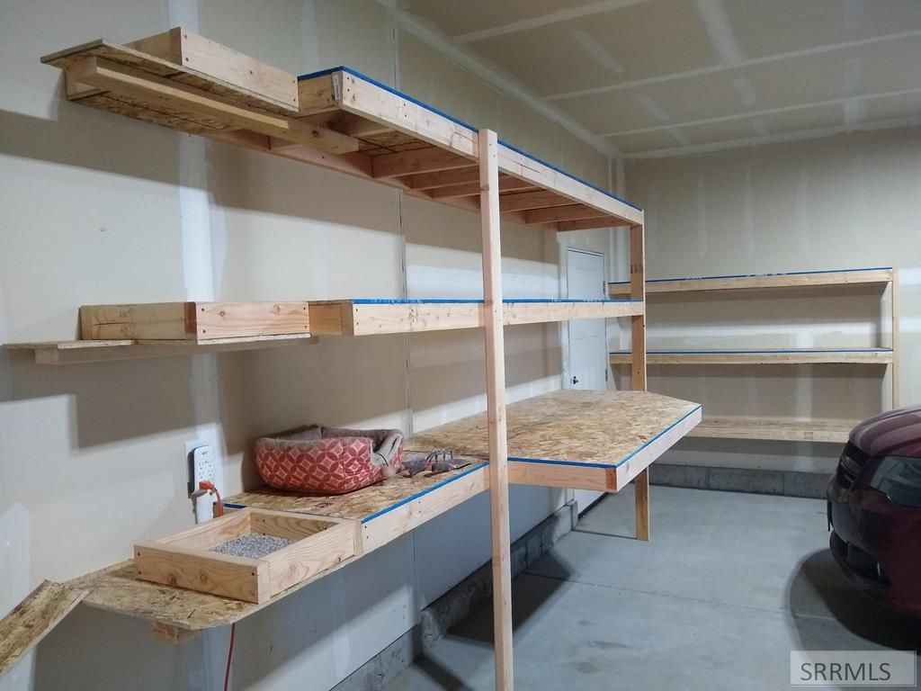 Image 67 of property listing at 5082 E Nelson Drive, Iona, ID 83427