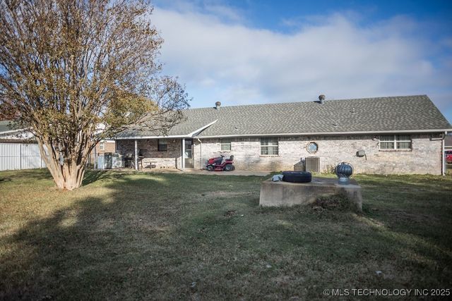 2709 Forrest Circle, Durant, OK 74701