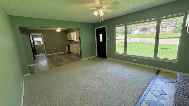 2626 W Washington Street, Denison, TX 75020