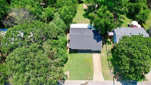 2626 W Washington Street, Denison, TX 75020