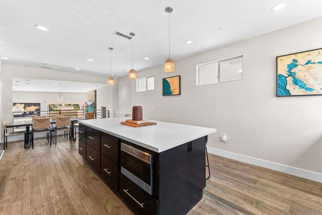 3952 Haines St, San Diego, CA 92109