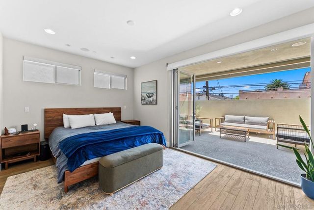 3952 Haines St, San Diego, CA 92109
